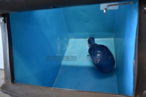 Manitowoc D320 Stainless Steel Commercial Ice Bin. - Image 6 of 7