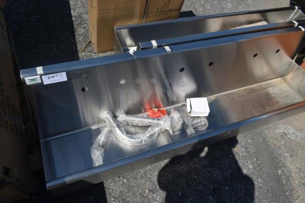 BRAND NEW SCRATCH AND DENT! Regency 600HSMS1872 Wall-Mounted 72" x 17 1/2" Hand Sink for (3) 8" Center Faucets - Image 3 of 6