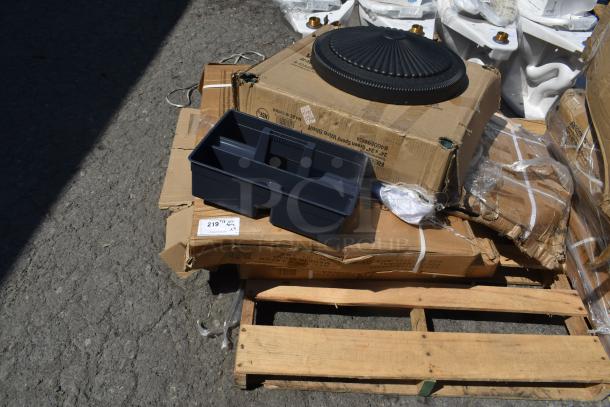 5 BRAND NEW SCRATCH AND DENT! Items Including 460EG2424 Regency 24" x 24" NSF Green Epoxy Wire Shelf, 27448GY Lavex 16" x 11" Gray Plastic 3-Compartment Cleaning Caddy. 5 Times Your Bid! - Image 1 of 6