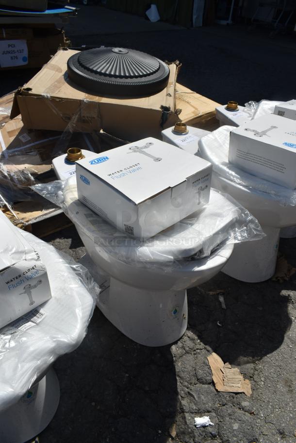 BRAND NEW SCRATCH AND DENT! Zurn Toilet w/ Water Closet Flush Valve. No Tank. - Image 2 of 5