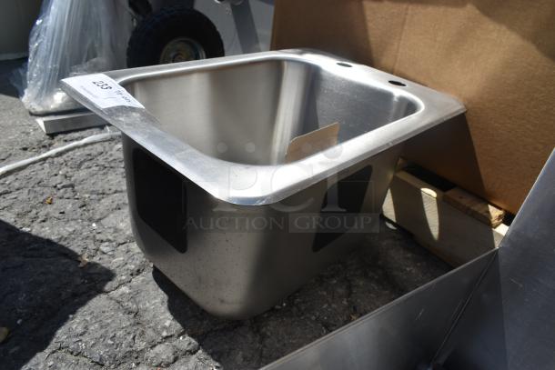 BRAND NEW SCRATCH AND DENT! Waterloo 750DI1101418 10" x 14" x 10" 18 Gauge Stainless Steel One Compartment Drop-In Sink - Image 3 of 5