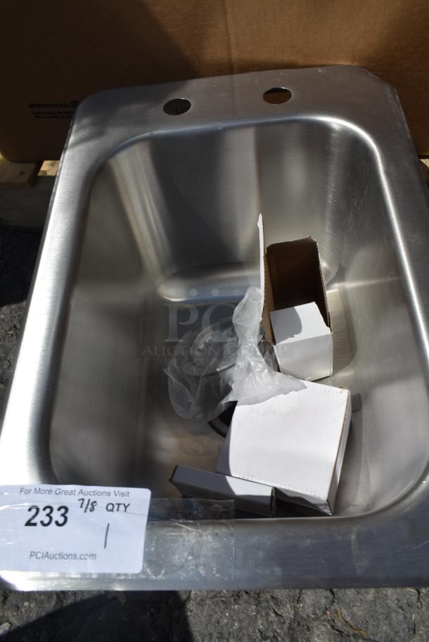 BRAND NEW SCRATCH AND DENT! Waterloo 750DI1101418 10" x 14" x 10" 18 Gauge Stainless Steel One Compartment Drop-In Sink - Image 4 of 5