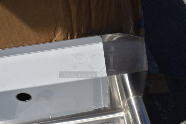 BRAND NEW SCRATCH AND DENT! Steelton 522CS12424 29 1/2" 18-Gauge Stainless Steel One Compartment Commercial Sink without Drainboard - 24" x 24" x 12" Bowl. No Legs. - Image 4 of 7