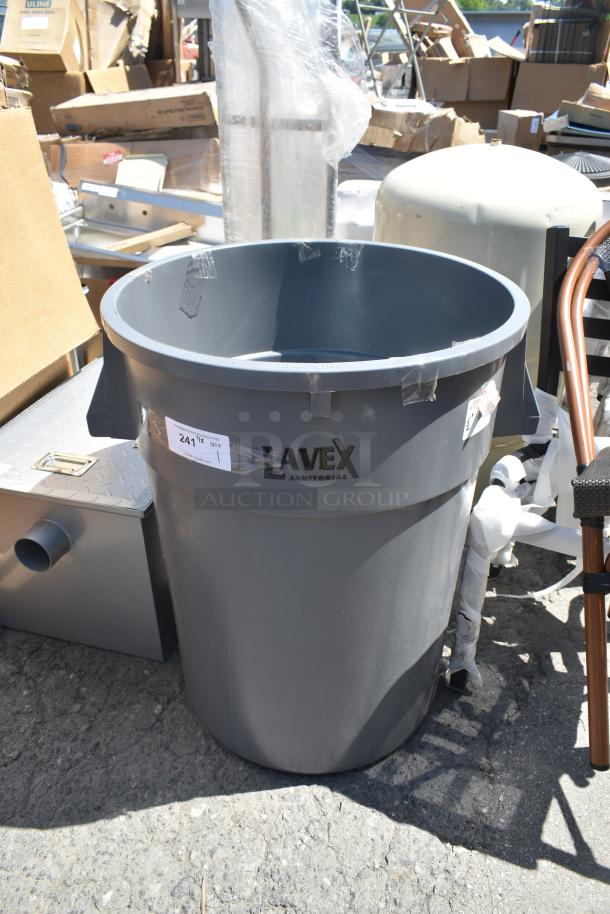 BRAND NEW SCRATCH AND DENT! Lavex 475TCRND44GY 44 Gallon Gray Round Commercial Trash Can - Image 1 of 4