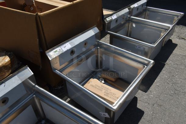 BRAND NEW SCRATCH AND DENT! Regency 600S12424 29" 16 Gauge Stainless Steel One Compartment Commercial Sink with Stainless Steel Legs and Cross Bracing - 24" x 24" x 14" Bowl - Image 2 of 5