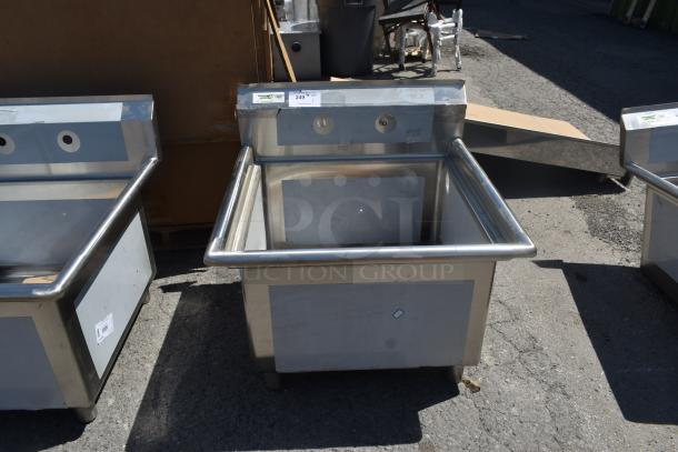 BRAND NEW SCRATCH AND DENT! Regency 600S12424 29" 16 Gauge Stainless Steel One Compartment Commercial Sink with Stainless Steel Legs and Cross Bracing - 24" x 24" x 14" Bowl - Image 1 of 7