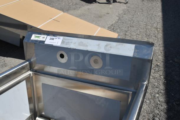 BRAND NEW SCRATCH AND DENT! Regency 600S12424 29" 16 Gauge Stainless Steel One Compartment Commercial Sink with Stainless Steel Legs and Cross Bracing - 24" x 24" x 14" Bowl - Image 4 of 8