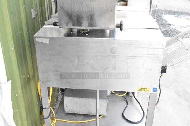BE&SCO Stainless Steel Commercial Floor Style Natural Gas Powered Flour Tortilla Press / Oven Combo Machine. Appears to Be Model Beta 900. Appears to be 240 Volts, 1 Phase. - Image 15 of 19
