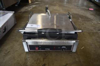 Cecilware Pro panini press with stainless steel exterior, adjustable temperature dial, and visible auction tag. Good condition.