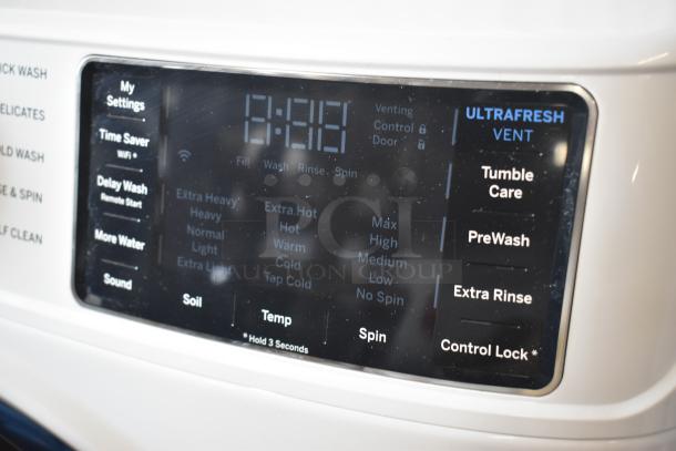 Ultrafresh Vent washer control panel. Features multiple settings like Time Saver, Delay Wash, Prewash, Extra Rinse.