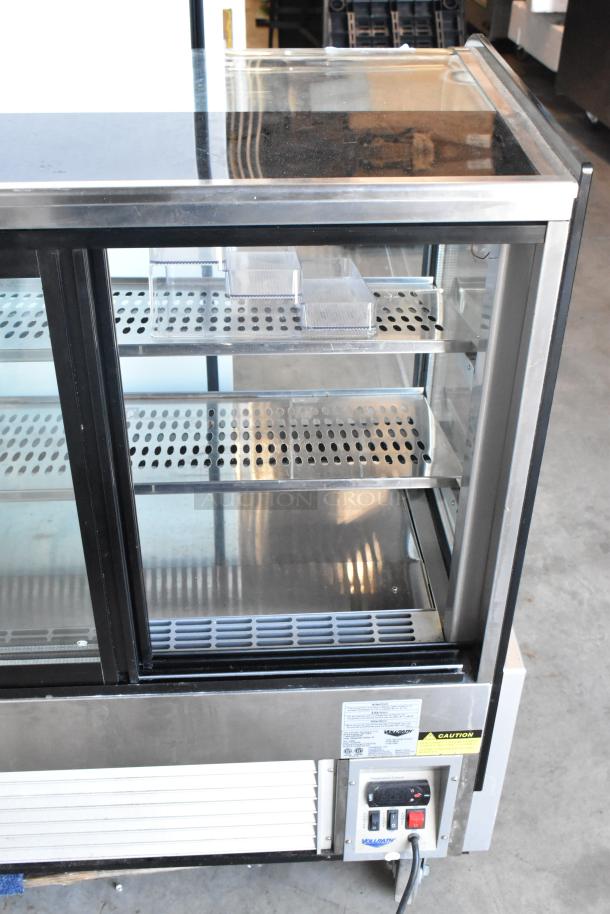 Vollrath RDE8236 40862 Refrigerated Countertop Display Case Cubed Glass Merchandiser. 120 Volts, 1 Phase. Tested and Working! - Image 15 of 16
