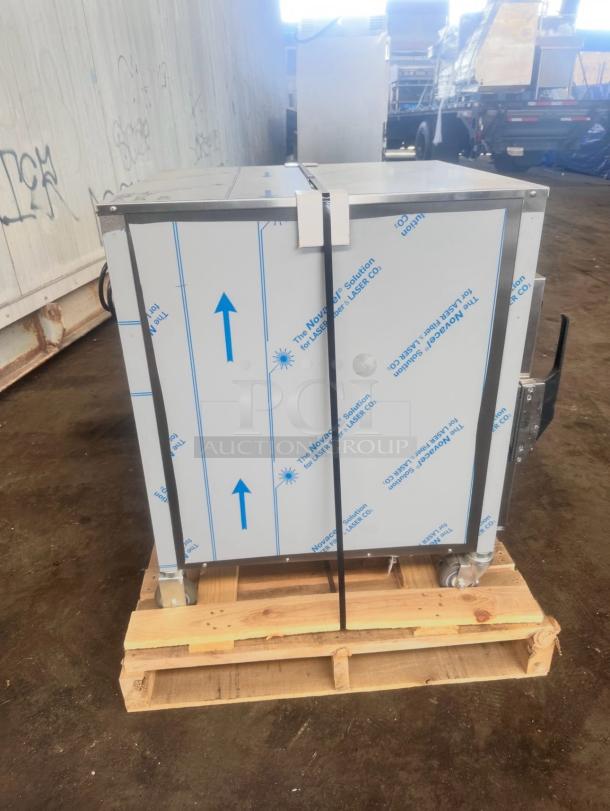 Brand-New Condition  –   Alto-Shaam 750-S – HOT HOLDING CABINET – Volts: 120V - Watts: 1080W –   in original box! - Image 3 of 11