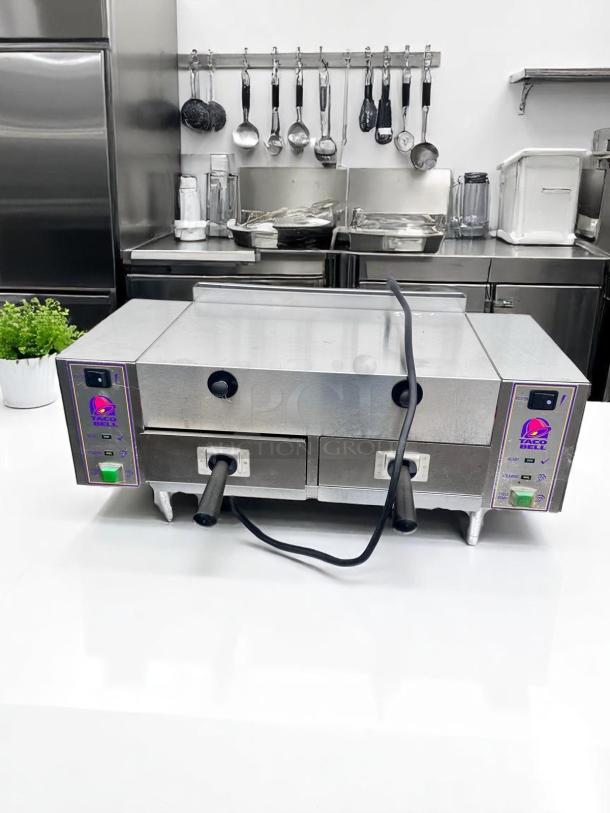Awesome Condition – Antunes VCT-2000 – Dual-Side Steamer Unit – Taco Bell Branded – 120V – Fully Tested & Working! - Image 2 of 11
