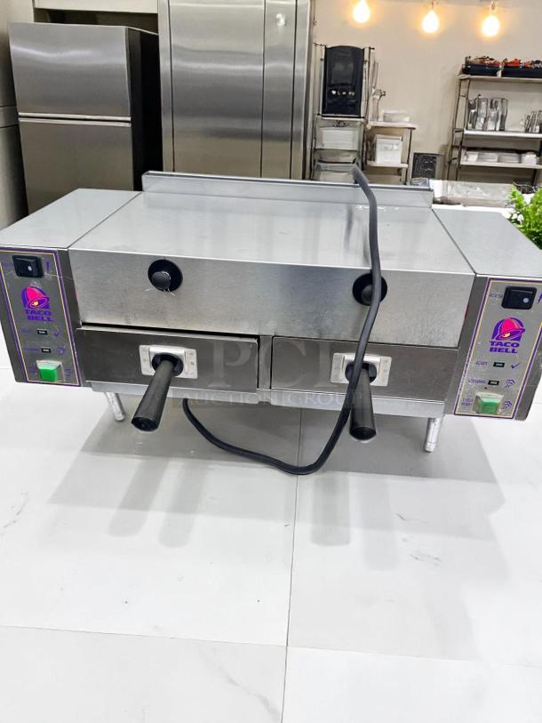 Awesome Condition – Antunes VCT-2000 – Dual-Side Steamer Unit – Taco Bell Branded – 120V – Fully Tested & Working! - Image 3 of 11