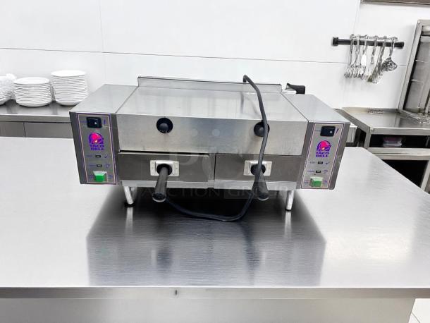 Awesome Condition – Antunes VCT-2000 – Dual-Side Steamer Unit – Taco Bell Branded – 120V – Fully Tested & Working! - Image 5 of 11
