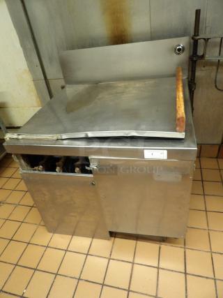 Belshaw Gas Donut Fryer. Prepare 4 dozen compacity. Comes with filtration system to filter and clean fryer oil.