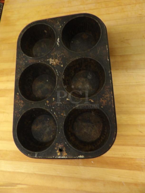3-inch muffin Pans
10x your Bid - Image 2 of 2