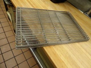 Chrome Plated Footed Wire Icing Rack / Cooling Rack for Full Size Sheet 4 x bid, 25x17