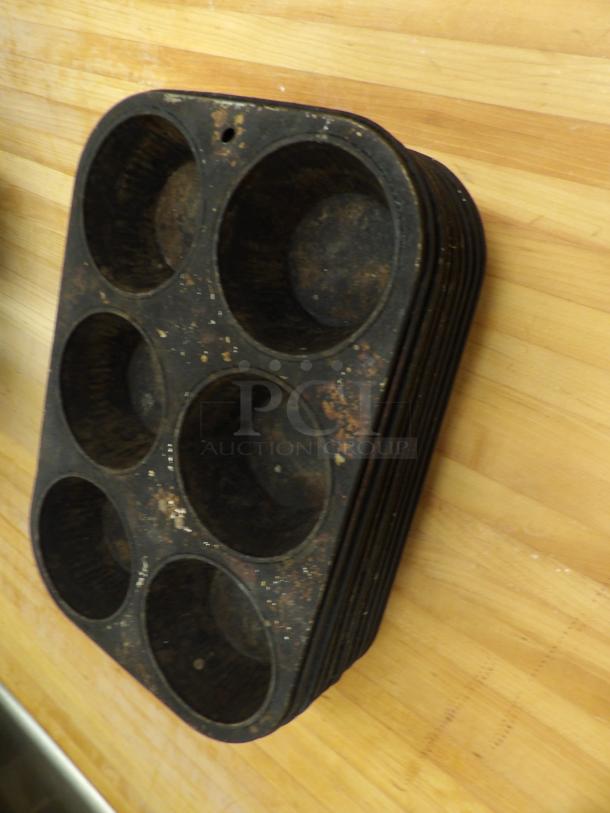 Muffin pans, 6 muffin capacity, 3 inch
10 x Bid - Image 1 of 2