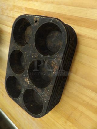 Muffin pans, 6 muffin capacity, 3 inch
10 x Bid