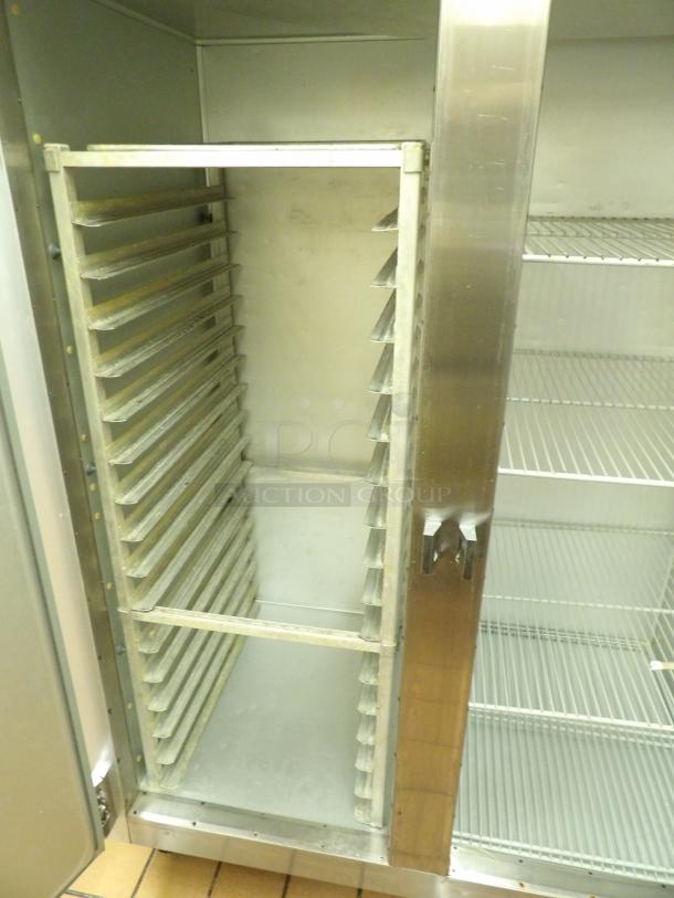 Traulsen G22010 Stainless Steel Commercial 2 Door Reach In Cooler on Commercial Casters. 115 Volts, 1 Phase. Tested and Working! - Image 5 of 5