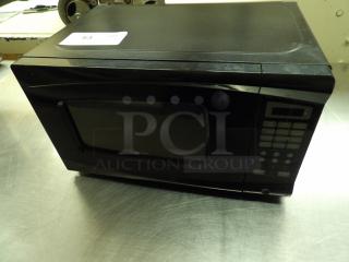 Microwave, Rival, 125V, 700Watts