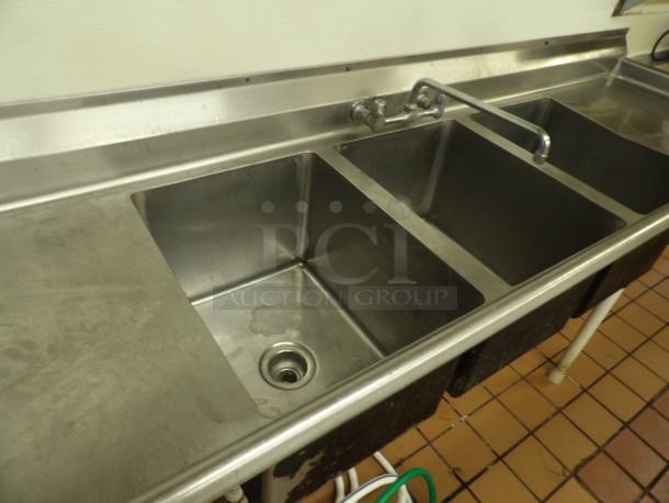 Advantage Stainless Steel Sink, 3 Bowl Sink with long faucet, with dual drying rack
3 Bowl 16" x 21" x 13-1/2" - Image 1 of 4
