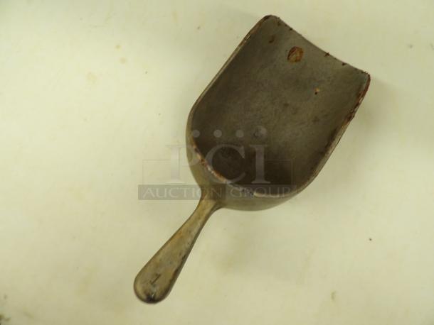 1 Pound Aluminum Scoop - Image 1 of 1