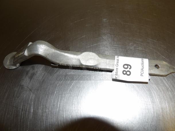 Can opener for 5 gallon - Image 1 of 2