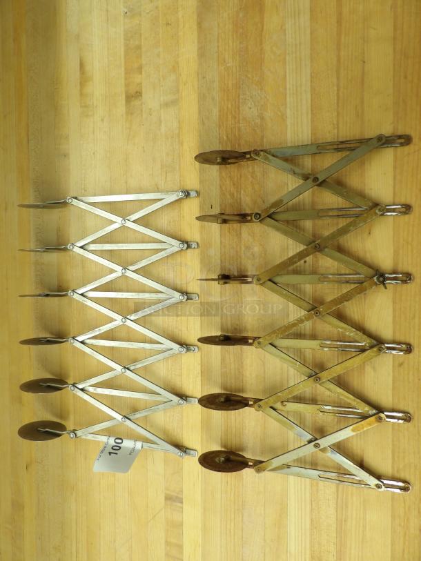 Ateco Stainless Steel Pastry Cutter, 2 cutters
2 x your bid - Image 1 of 2