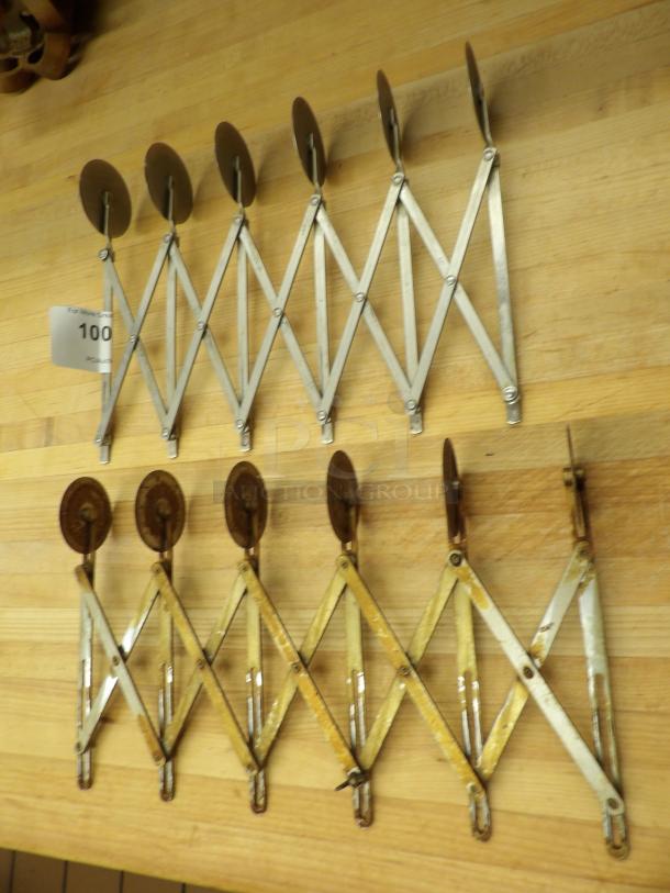 Ateco Stainless Steel Pastry Cutter, 2 cutters
2 x your bid - Image 2 of 2