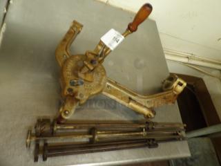 Belshaw 1 Type B 15 Lbs. Hopper Aluminum Alloy Frame Manual Cake Donut Depositor 
Perfect backup for Power Loss!