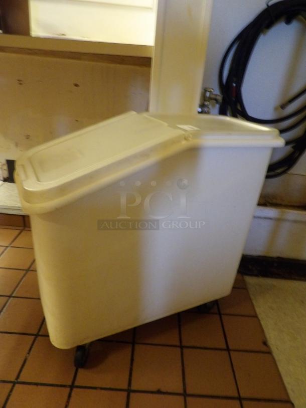 Dry Food Storage Pin on casters,
30 gallon - Image 2 of 3