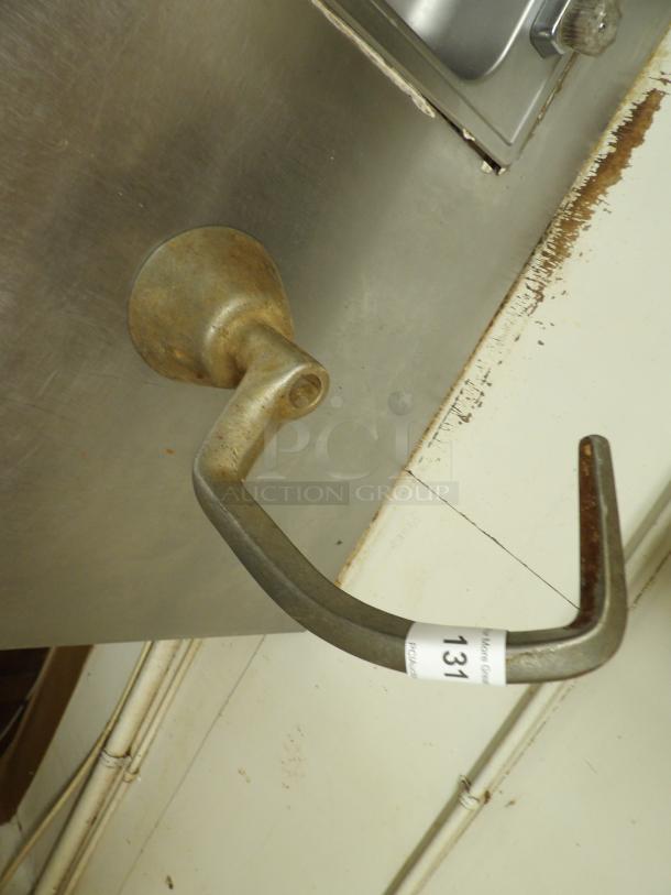Hobart 40 quart Dough mixing hook - Image 2 of 2