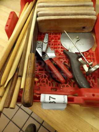 Fry Rack Lifting Handles & fryer Sticks and Misc. Items