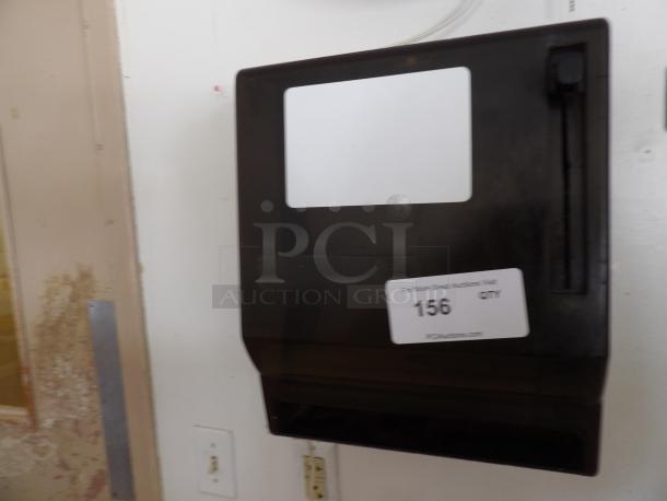 Paper towel dispenser - Image 2 of 2