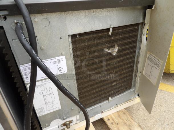 Manitowoc Ice Maker Head Model SY0324A, 115-volt single phase working when removed. - Image 3 of 5