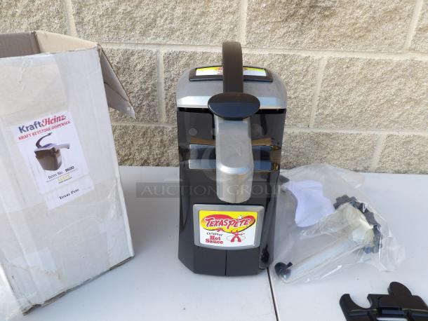 Kraft Heinz Item# 9600 Texas Pete Dispenser - Image 1 of 4