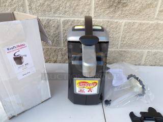 Kraft Heinz Item# 9600 Texas Pete Dispenser