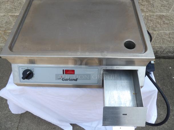 Garland SH/GR 5000 21" Electric Induction Griddle w/ Thermostatic Controls - Stainless Steel Plate, 208-240v 3Phase - Image 2 of 5