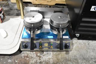 BRAND NEW SCRATCH AND DENT! 2024 Carnival King 382WBM26 Stainless Steel Non-Stick Double Belgian Waffle Maker with Timers. 120 Volts, 1 Phase.