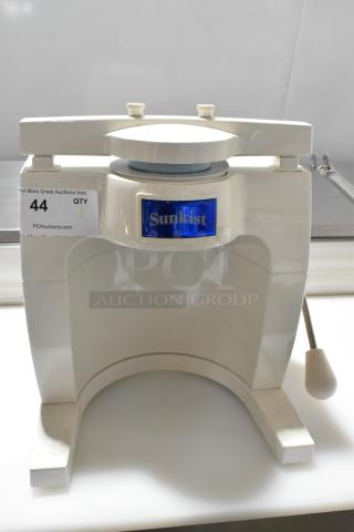 BRAND NEW SCRATCH AND DENT! Sunkist 100 Commercial Sectionizer