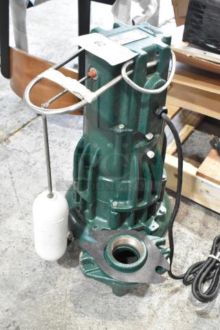 BRAND NEW SCRATCH AND DENT! Zoeller 282-0001 M282 Sewage Pump. 115 Volts, 1 Phase.