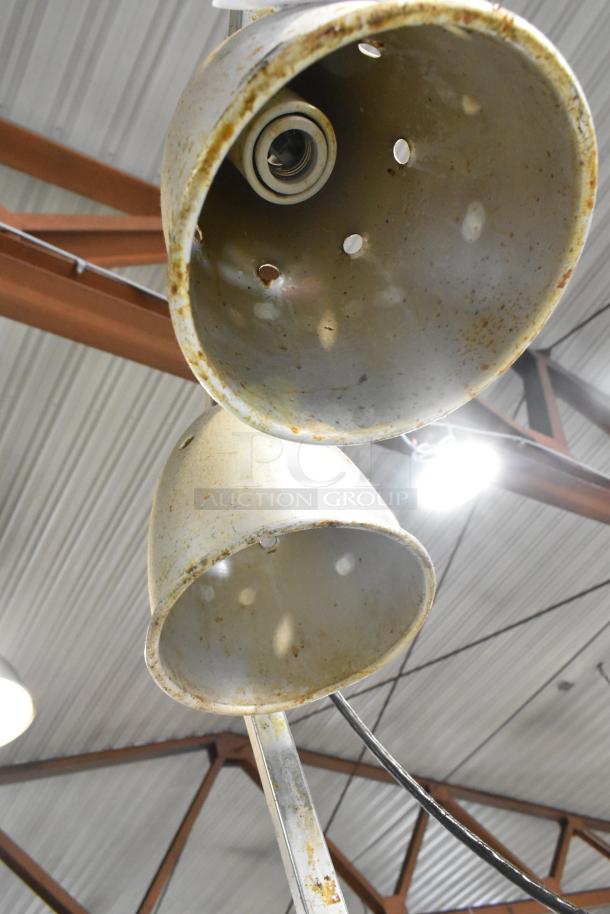 Metal Countertop 2 Head Warming Lamp. 115 Volts, 1 Phase. - Image 2 of 4