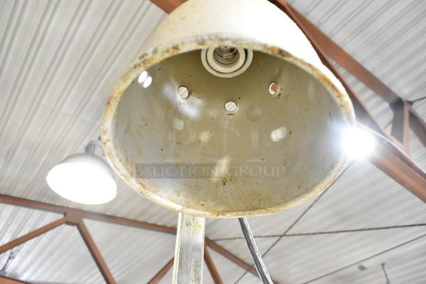 Metal Countertop 2 Head Warming Lamp. 115 Volts, 1 Phase. - Image 3 of 4