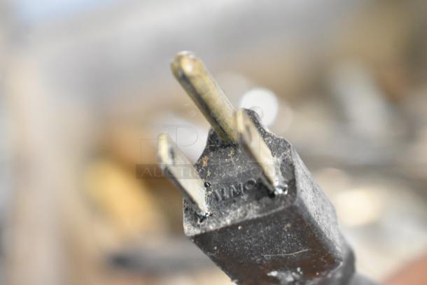 Metal Countertop 2 Head Warming Lamp. 115 Volts, 1 Phase. - Image 4 of 4