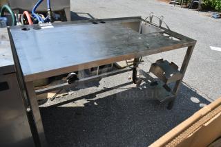 Stainless Steel Table w/ Sink Bay