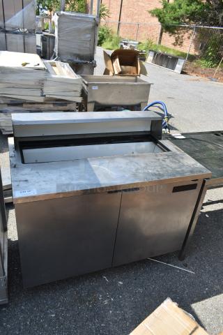 True TSSU-48-12 Stainless Steel Commercial Prep Table. Missing Lid. 115 Volts, 1 Phase.