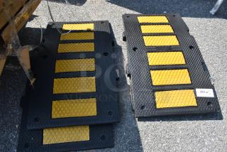 4 BRAND NEW SCRATCH AND DENT! 466PAHSP22M Plasticade Premium 20" x 35" x 2" Textured Black Rubber Speed Hump with 6 Yellow Reflective Stripes PAH-SP-22M. 4 Times Your Bid!