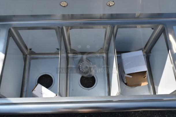 BRAND NEW SCRATCH AND DENT! Steelton 522CS31014LR 54" 18-Gauge Stainless Steel Three Compartment Commercial Sink with 2 Drainboards. No Legs. - Image 4 of 7